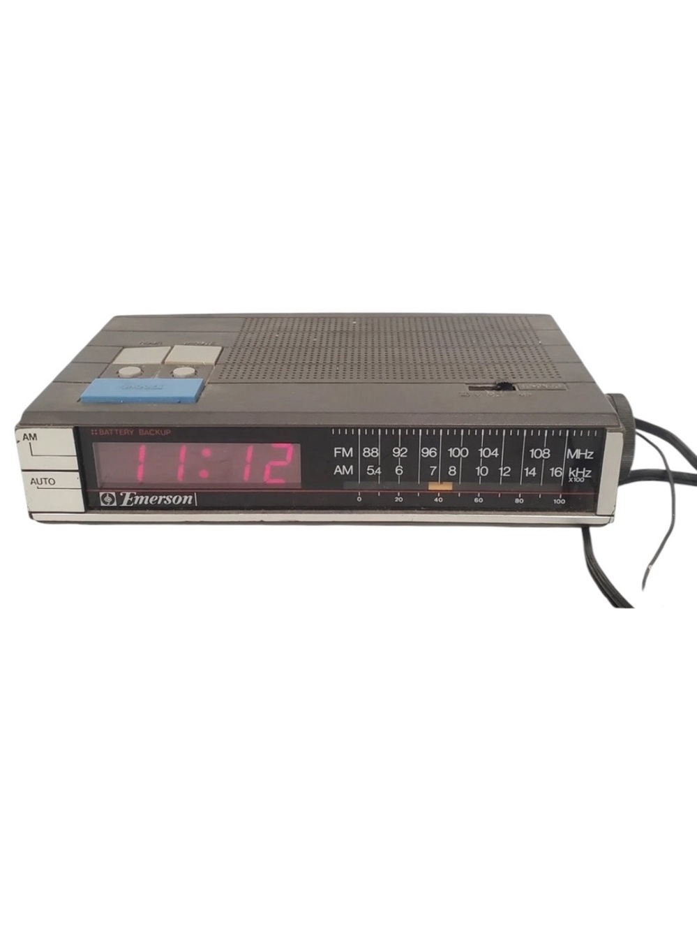 Vintage Emerson RED5510A Digital AM/FM Alarm Clock Radio|Red LED Display